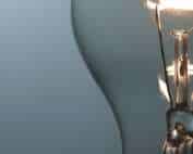 image d'une ampoule électrique pour l'article "Offres à tarification dynamique : qu’est-ce que c’est ?"